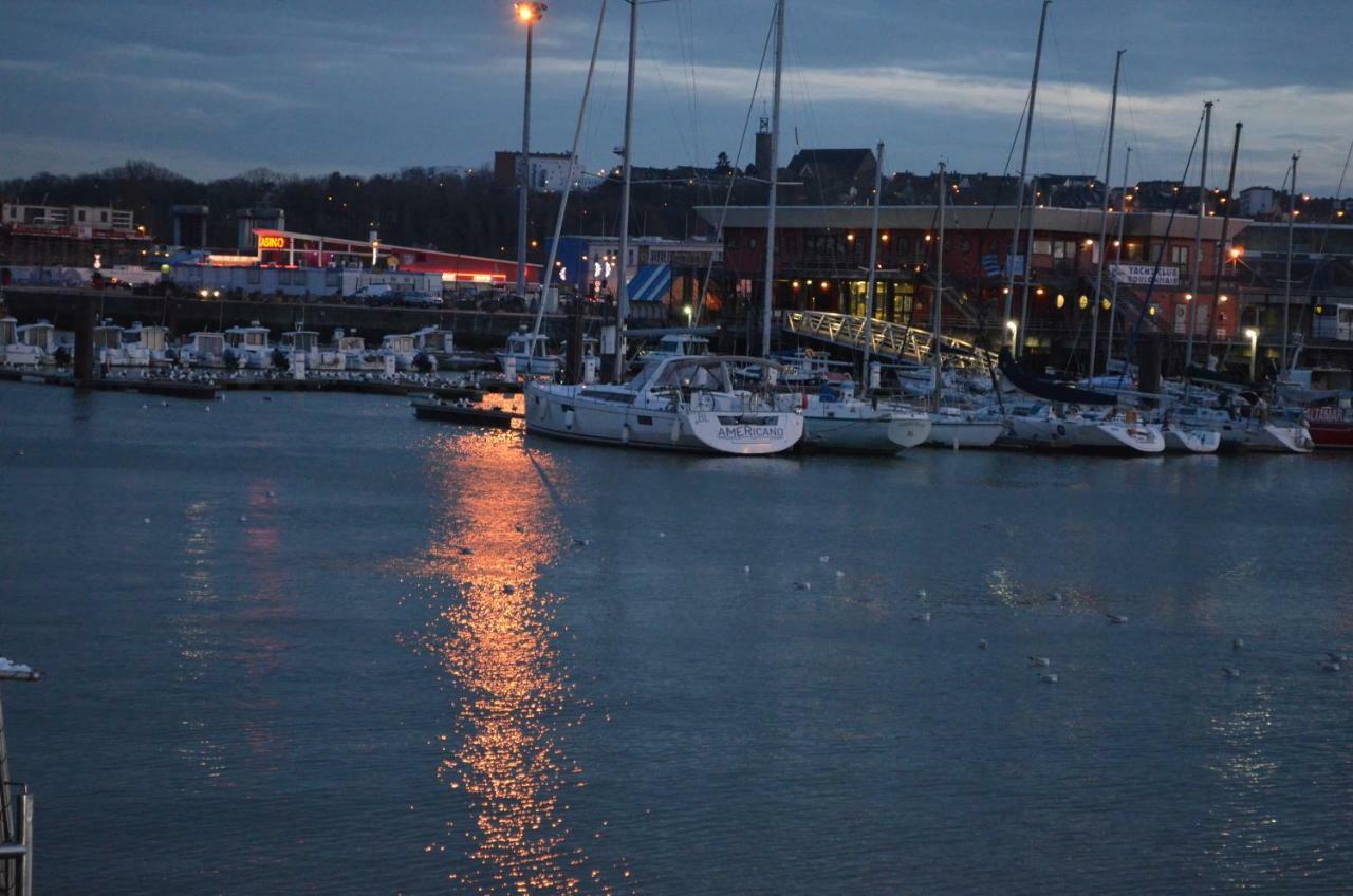 Appart Vue Sur Port Boulogne-sur-Mer Kültér fotó